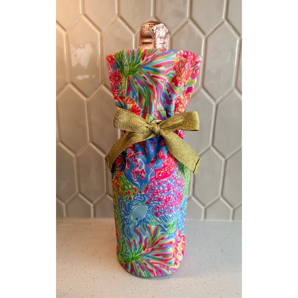 Lilly Pulitzer Wine Bottle Bag Insulated Floral Print Gold Ribbon Gift Tote
